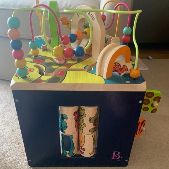 Wooden activity cube - Picture 4 of 6